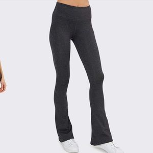 Splits 59 Raquel Flared Legging size Large Short